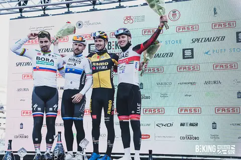 Il podio e la premiazione, BEKING Monaco 2021