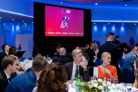 L'asta durante la cena di gala, BEKING Monaco 2021