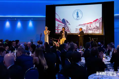 L'asta durante la cena di gala, BEKING Monaco 2021