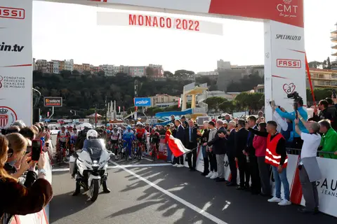 La partenza del criterium, BEKING Monaco 2022