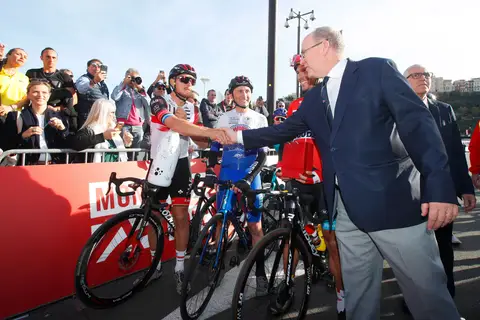 La partenza del criterium, BEKING Monaco 2022