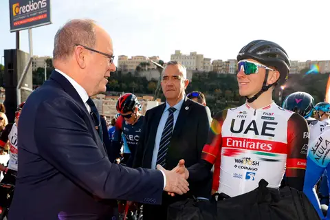 La partenza del criterium, BEKING Monaco 2022
