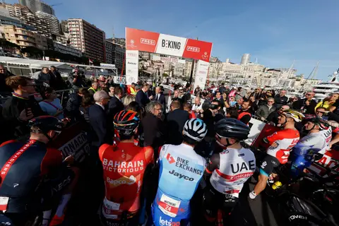 La partenza del criterium, BEKING Monaco 2022