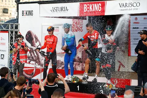 Il podio e la premiazione, BEKING Monaco 2022