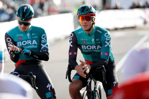 La partenza del criterium, BEKING Monaco 2022