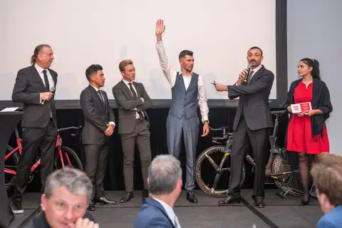 L'asta durante la cena di gala, BEKING Monaco 2022