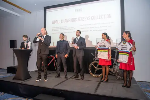 L'asta durante la cena di gala, BEKING Monaco 2022
