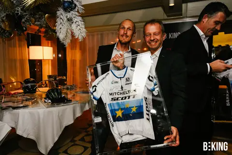L'asta durante la serata Rider's Party, BEKING Monaco 2023